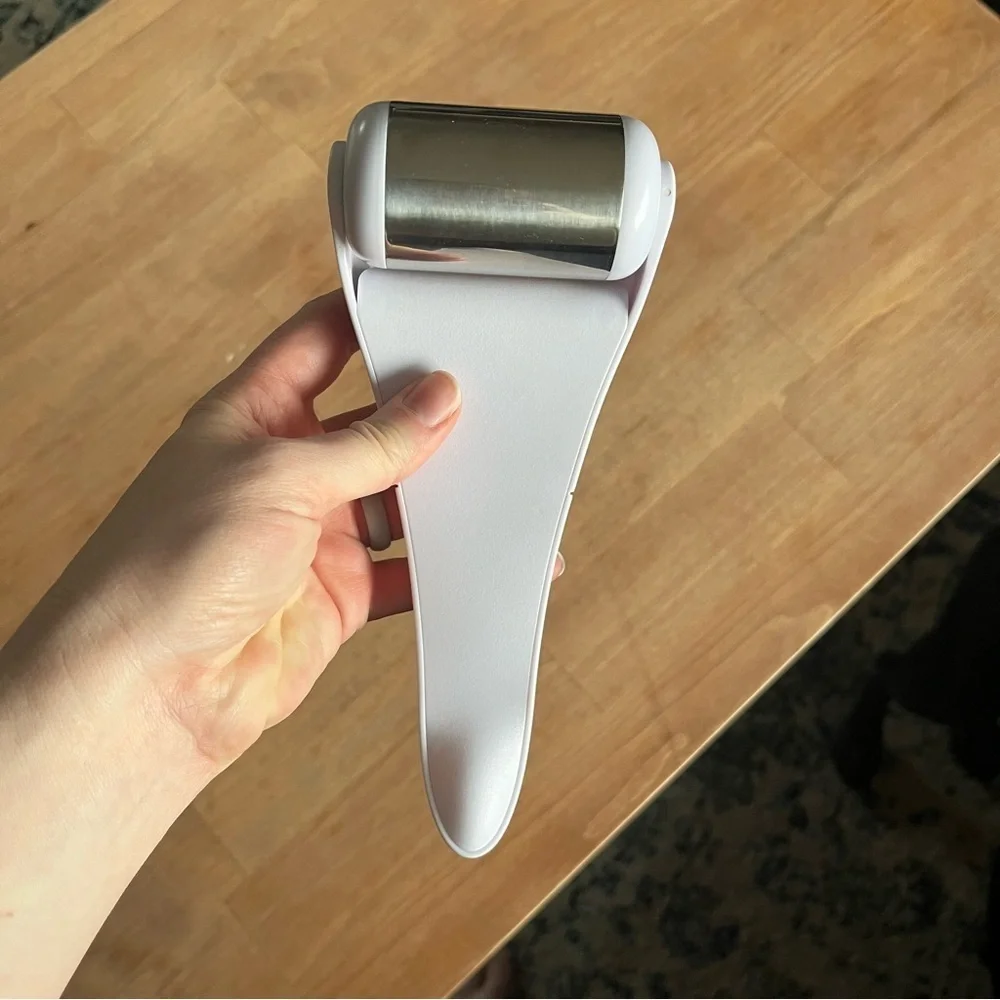 Cryo-Therapy Ice Roller Massager For Face & Body